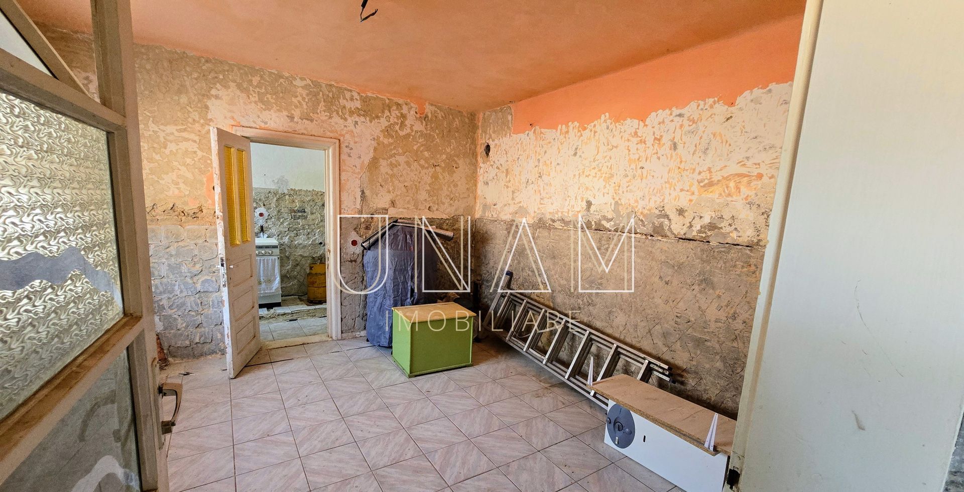 Preț redus! Vânzare casă accesibilă – parțial renovată - Poză 5