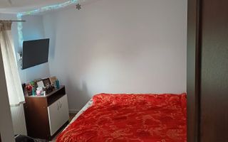 Apartament de vânzare în Miroslava, zona centrală - Poză 8