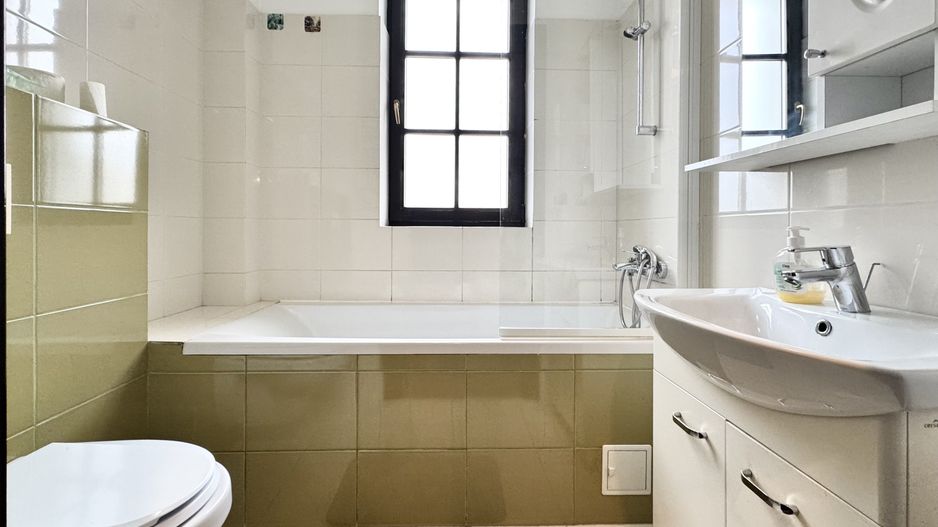 Spațiu, lumină și liniște – 2 Camere în zona Ronat - Poză 7