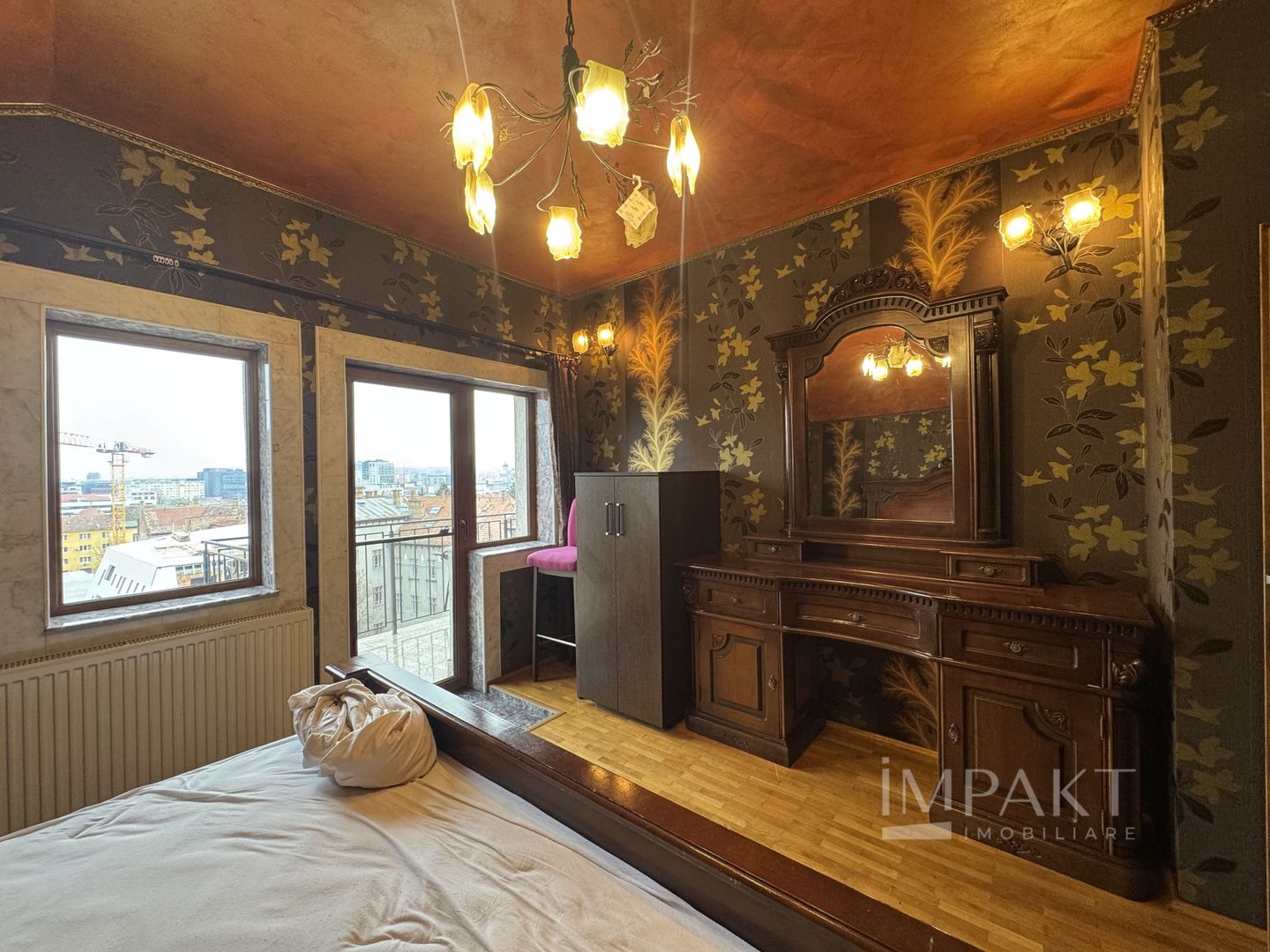 apartament 3 camere 100 mp pe 2 etaje zona Horea central, de închiriat - Poză 10