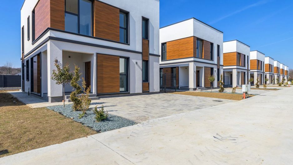 VILĂ INDIVIDUALĂ CU PANOURI FOTOVOLTAICE | COMPLEX CU PISCINA | TUNARI - Poză 14