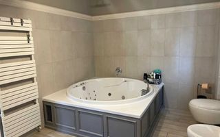Apartament exclusivist cu 4 camere și 2 locuri de parcare subterană - Poză 6