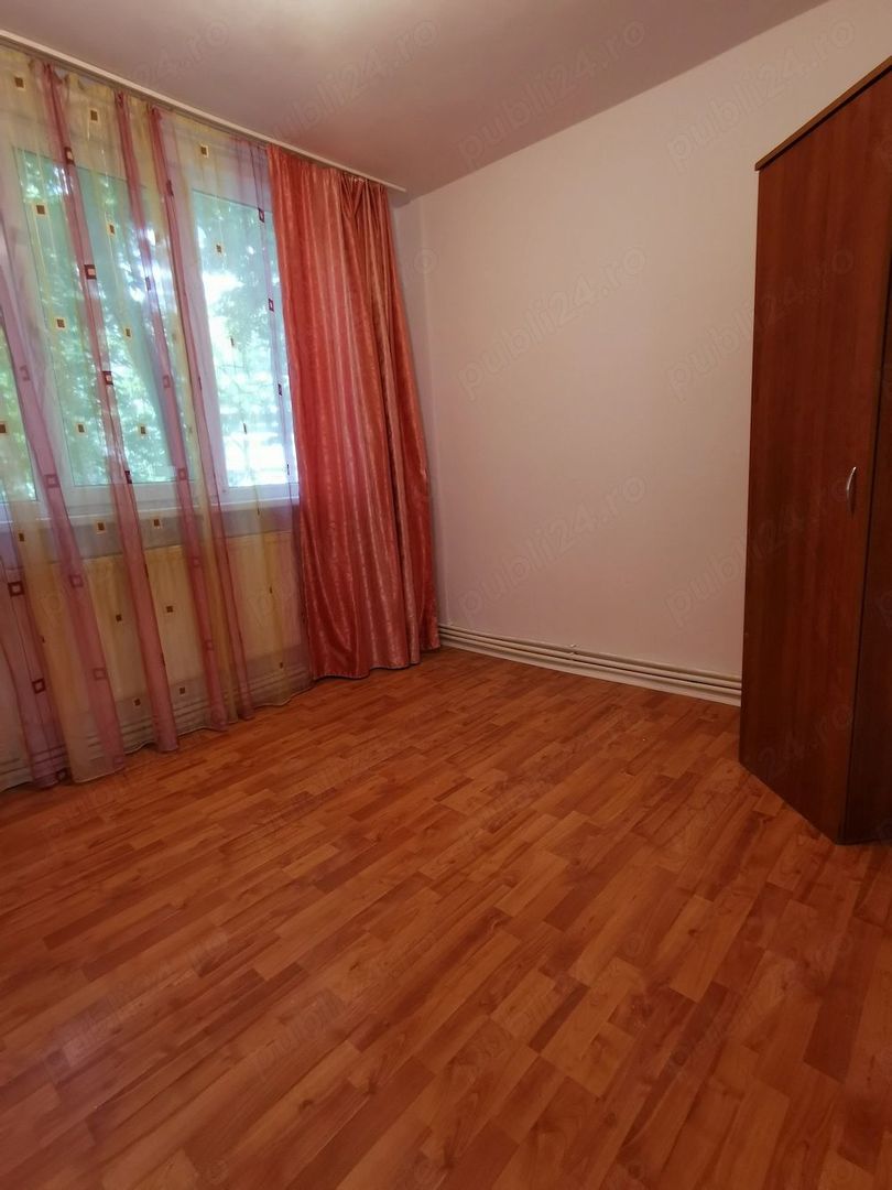 De inchiriat apartament 3 camere, parter, zona Constructorilor, 400 Euro - Poză 9