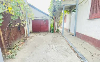 Casa spatioasa cu teren 739 mp in zona Mehala - Poză 23