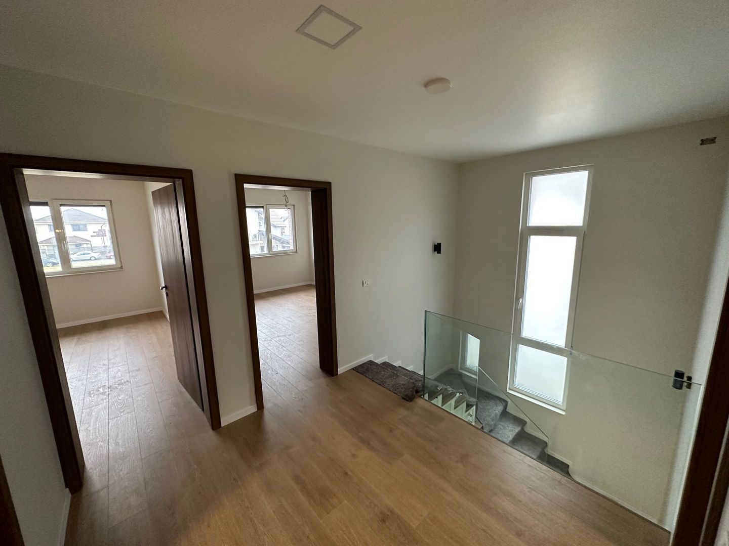 Duplex deosebit cu garaj și subsol - Poză 24