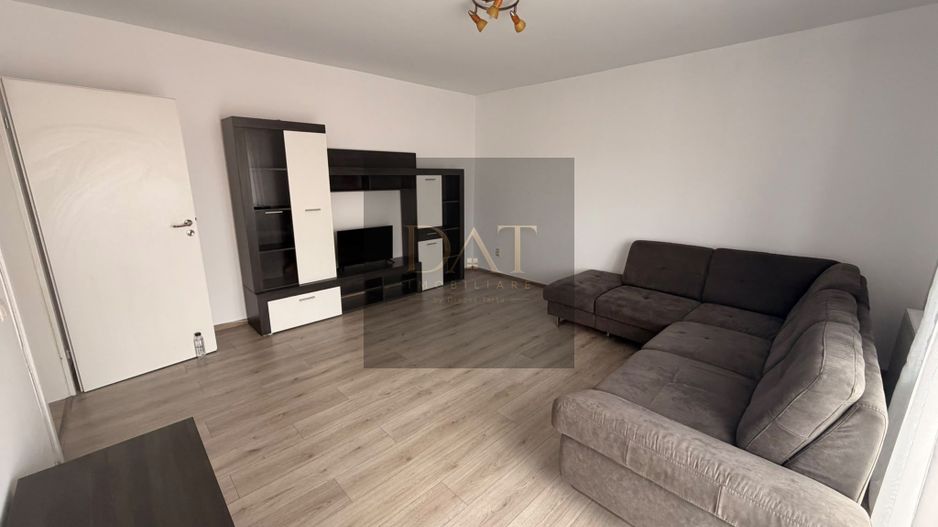 Apartament, 2 camere decomandate, parcare subterana, zona Traian Vuia - Poză 2