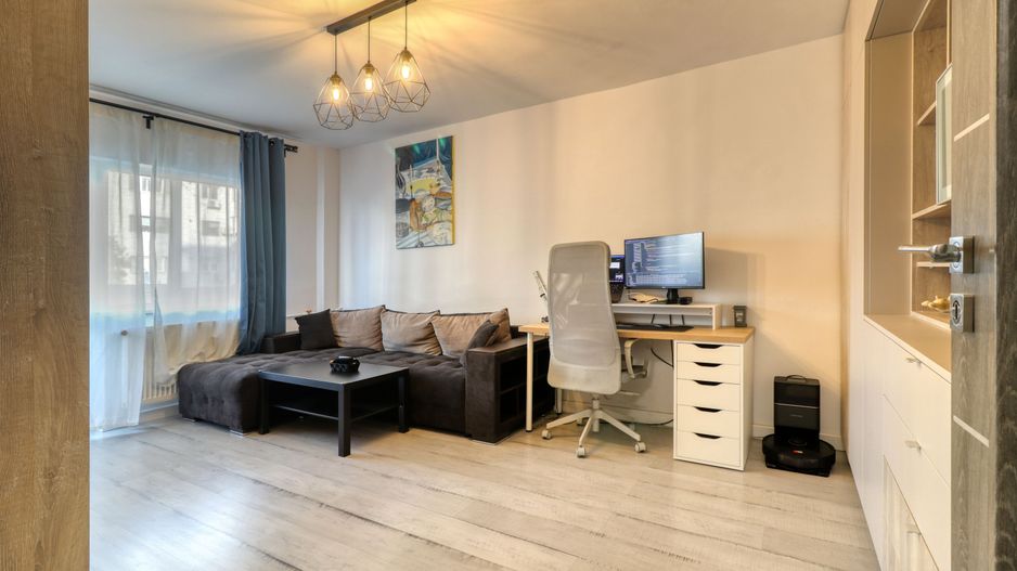 Victoriei- Banu Manta- 3 camere, renovat integral, 0% Comision - Poză 3
