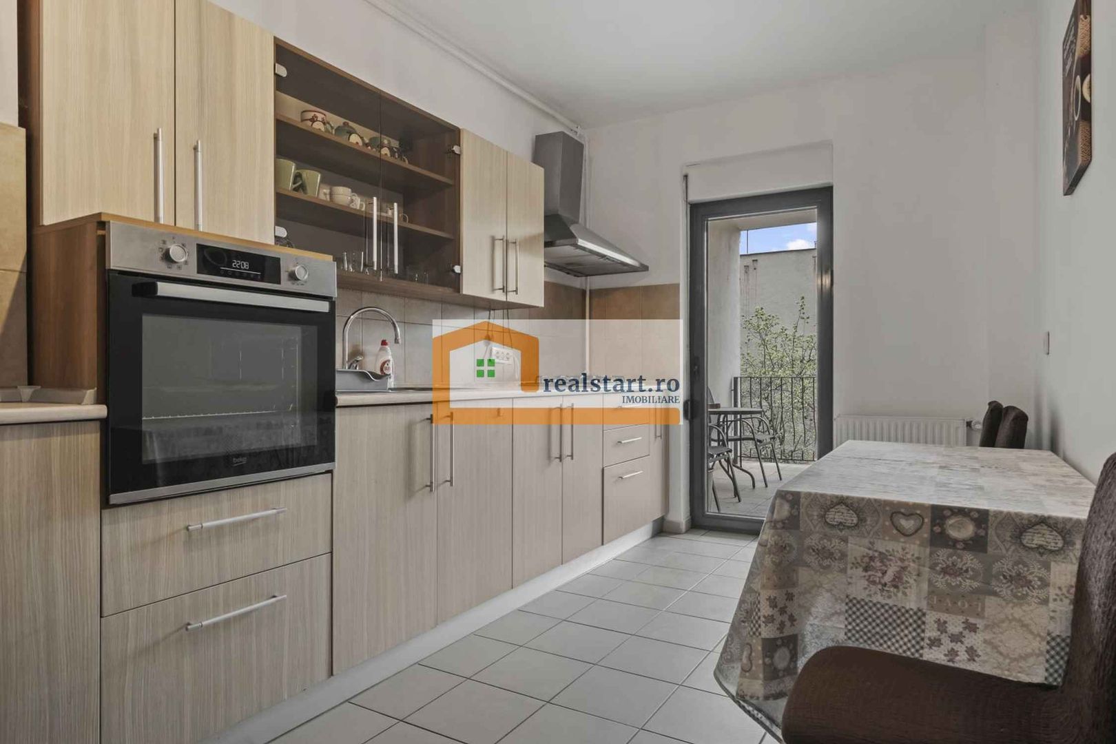 Parcul Circului,  la 300m Metrou Stefan cel Mare, loc parcare-garaj - Poză 6