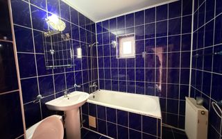 De vânzare apartament cu 2 camere, zona Bucovina. - Poză 8