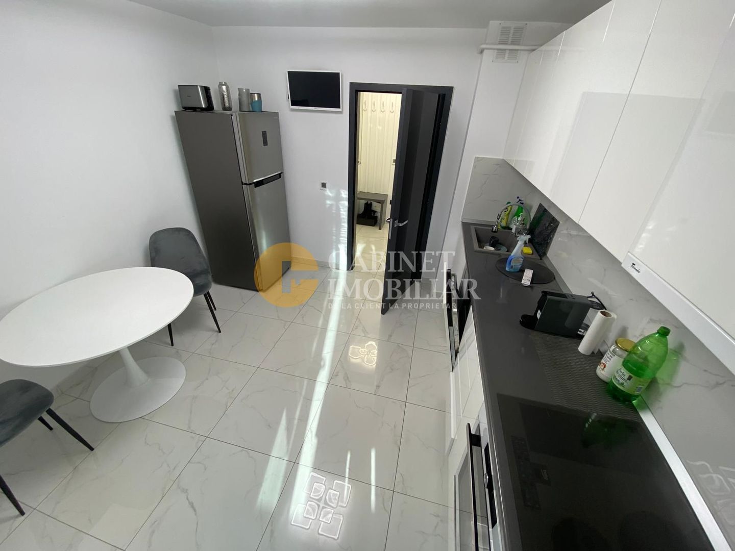 GARA BLOC TIP VILA - 2 CAMERE DECOMANDAT  - MOBILAT SI UTILAT - Poză 7