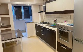 4 camere Complex Studentesc-Sala Olimpia etaj 2 - Poză 1