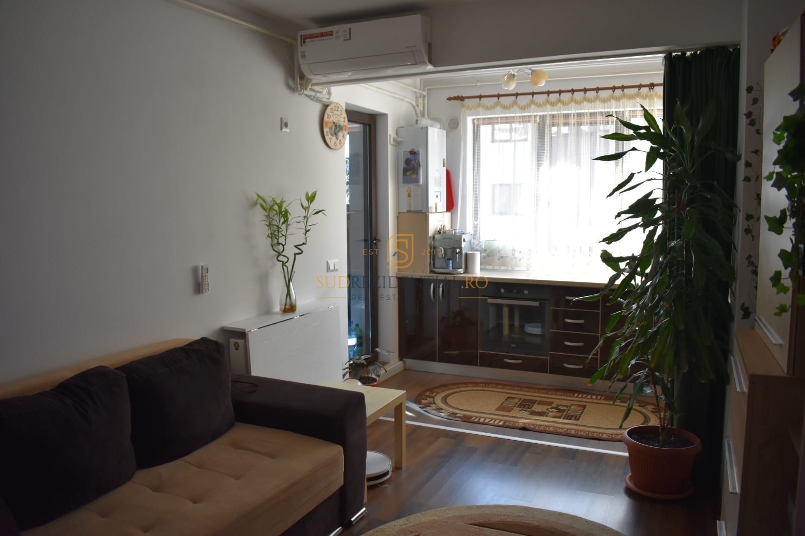 Apartament 2 camere mobilat si utilat, etaj 4/6, bloc nou, Rahova - Poză 1