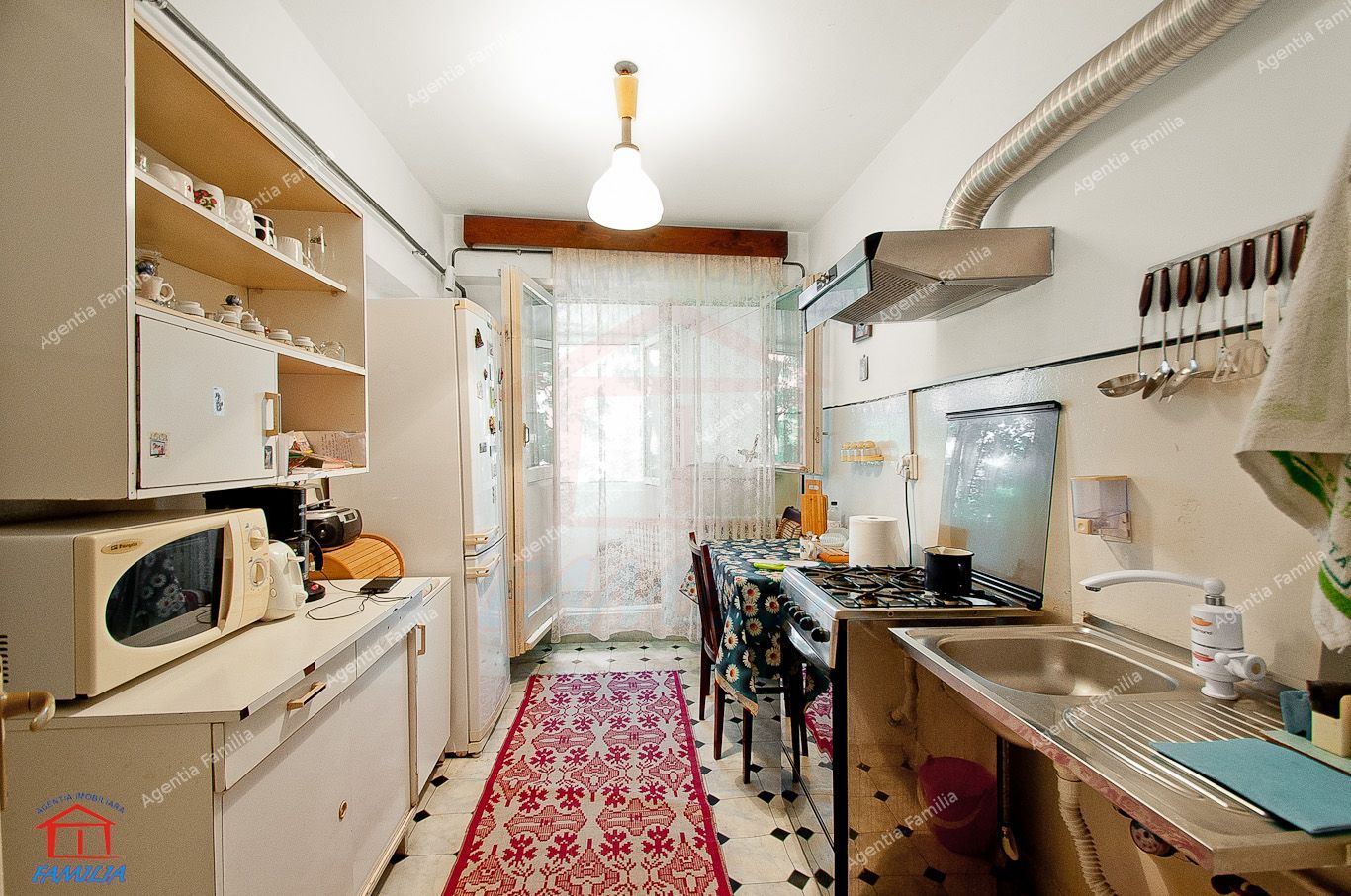 Apartament spațios cu 3 camere decomandate, două băi – IC Frimu - Poză 4