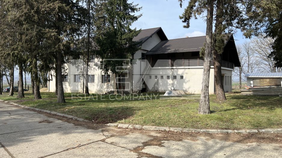 Pensiune sau Sediu de Birouri | 35 Ari | Iacobesti - Poză 2