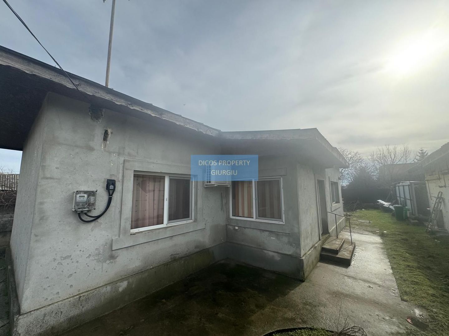 Casă de vânzare – Strada Mugurilor - Poză 1