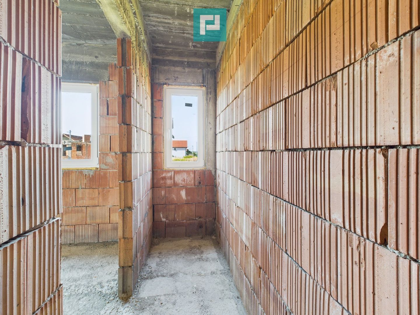 Casă la roșu P+M de vânzare–Cartier nou, Fântânele - Poză 19