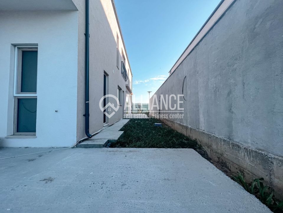 TOMIS PLUS (COD 05)Casa Premium Intr-un Cartier Nou  Liniste, - Poză 32