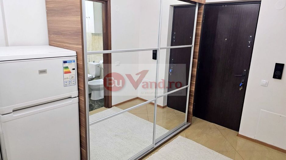 De inchiriat o camera Italian Residence, etaj 9/12, 420 euro - Poză 1