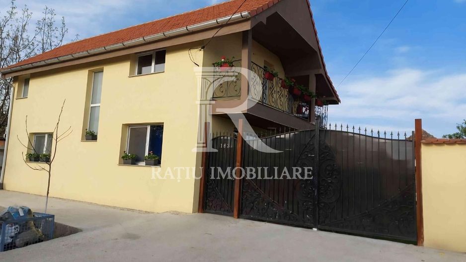 De vanzare | Casa cu etaj la cheie | Sarsig | Bihor - Poză 1
