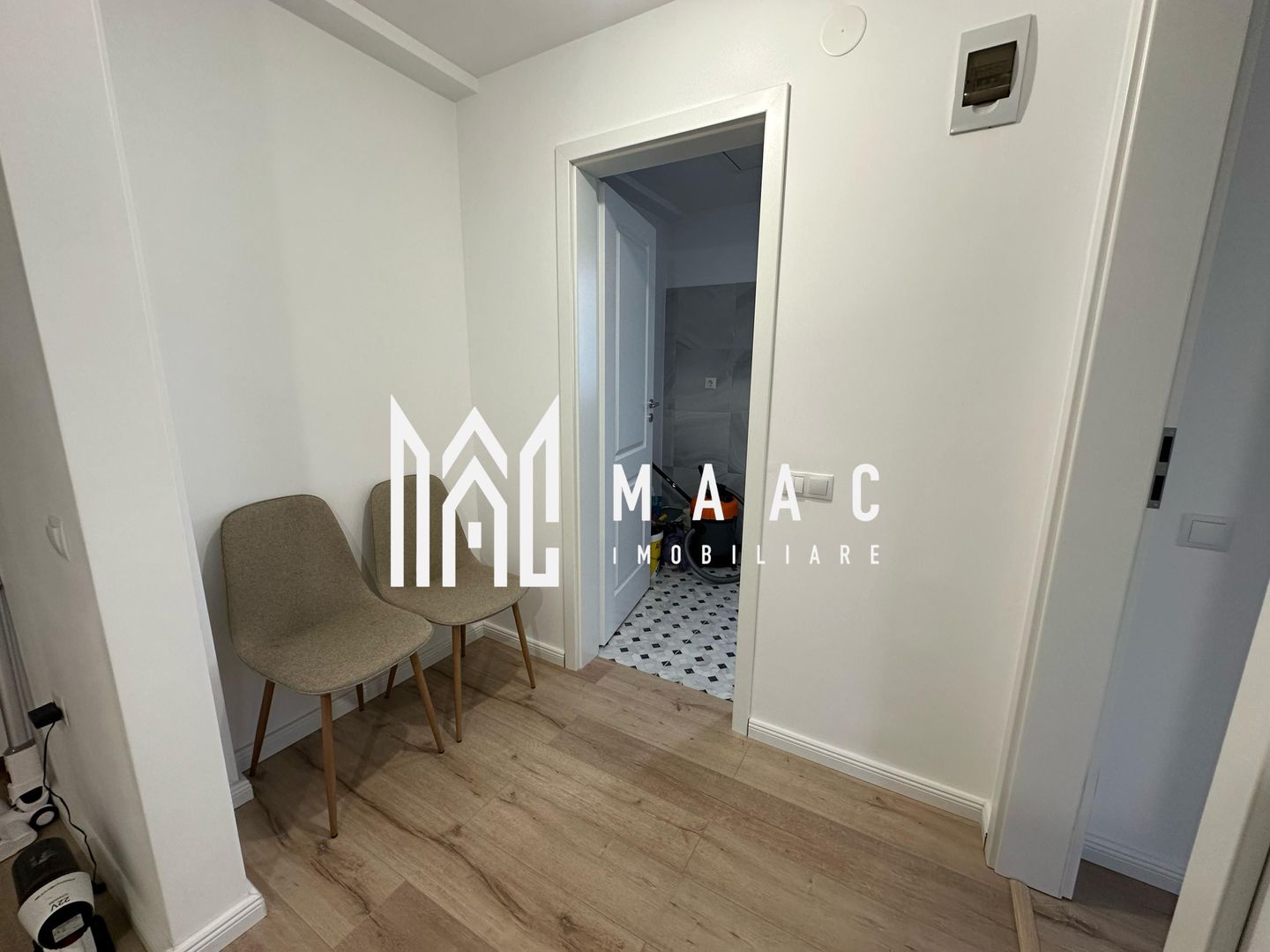 Casa 3 camere | Balcon | Gradina | Moderna | Selimbar - Poză 23