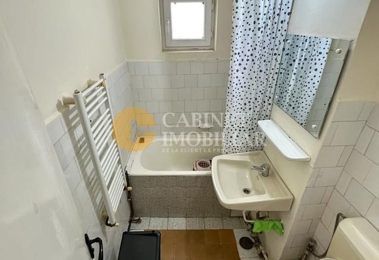 2 CAMERE DECOMANDAT - FARA RISC - ETAJ INTERMEDIAR - PODU ROS - Poză 6