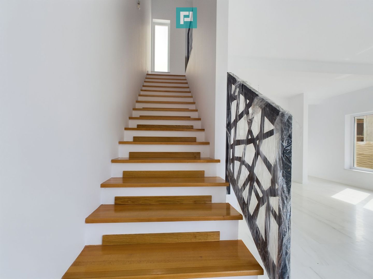 Duplex cu 5 camere în Ghiroda - Poză 9