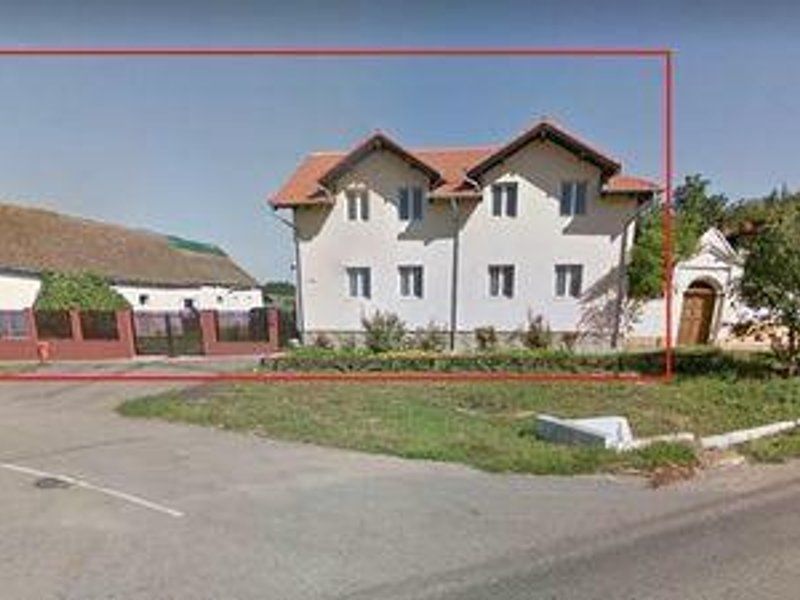 Oportunitate de investitie, o cladire D+P+M rustica in comuna Pischia - Poză 2