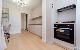 Vânzare, apartament  3 camere , str. Onisifor Ghibu, Buiucani - Poză 1