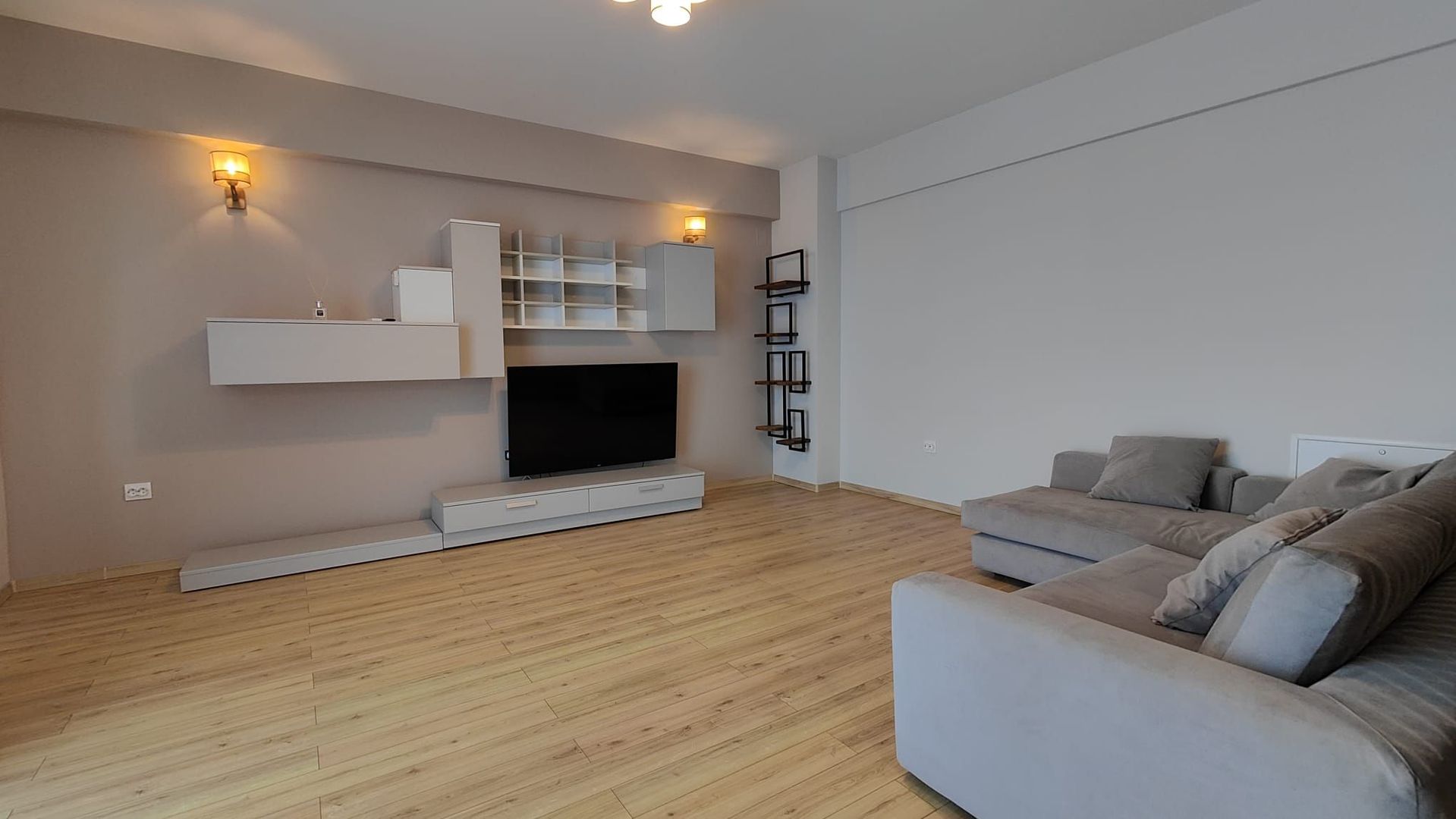 2 camere Sisesti I Sunset Lake View I parcare inclusa - Poză 2