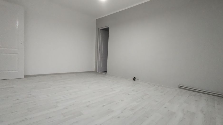 BRASADAS vinde ap 2 cam FINISAT Micro 15 etaj 3/4. - Poză 4