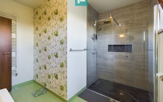 Vilă cu 5 camere de vânzare în zona Aradul Nou - Poză 21