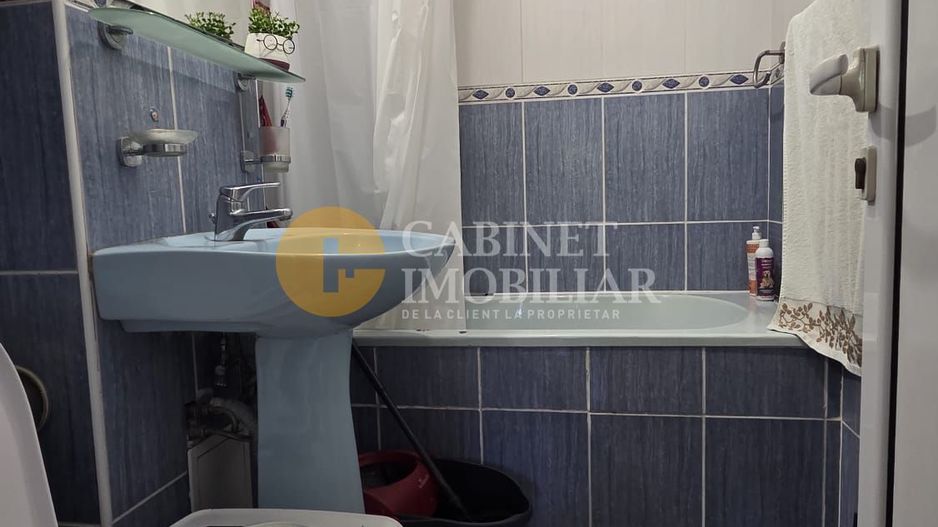 2 CAMERE DECOMANDAT--ETAJ 4 DIN 10--MOBILAT SI UTILAT-- ALPHA BANK PACURARI - Poză 7