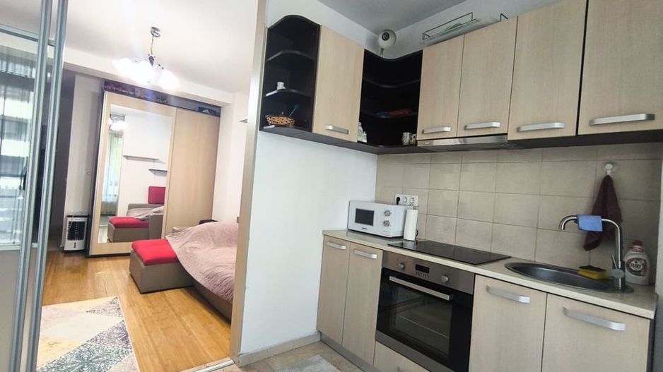 Apartament 1 camera tip studio 32 mp Copou Exclusive 400 euro - Poză 3