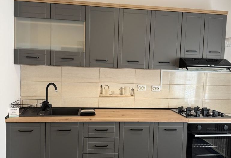 Închiriez apartament 3 camere modern, Nerva Traian -Piata Unirii - Poză 2