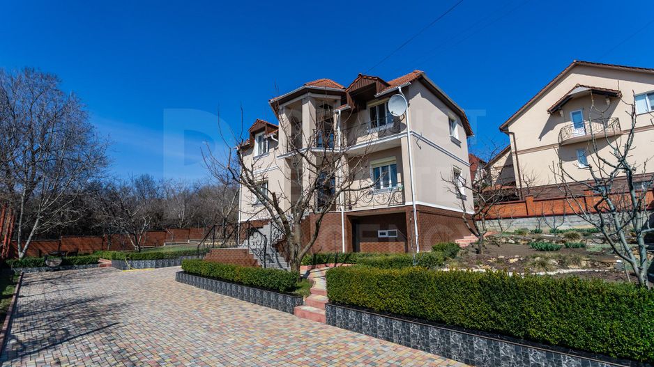 Vânzare, casă, 3 nivele, 200 mp + 10 ari, str. Gura Văii, Rîșcani - Poză 2
