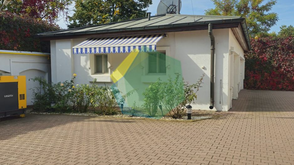 VILĂ IMPRESIONANTĂ CU PARC PRIVAT | 400 mp Construiți | 2.800 mp Teren - Poză 4