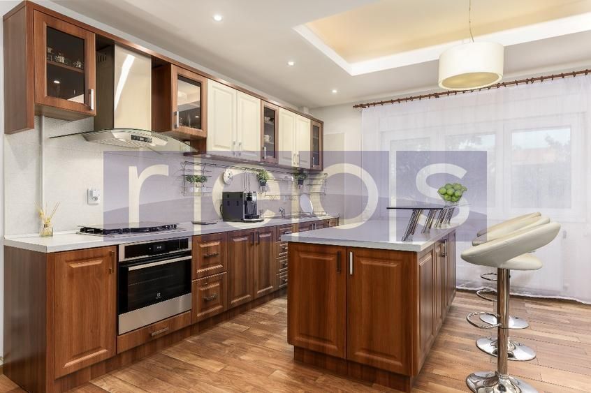 VANZARE VILA 360 MP | 300 MP CURTE | PARCUL CIRCULUI | MOBILAT-UTILAT - Poză 5