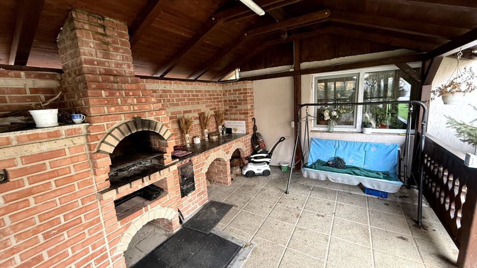 Proprietate impresionanta de vanzare cu mult teren in Santandrei - Poză 5