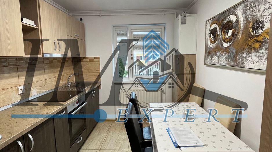 Apartament de vânzare zona cetate Alba Iulia - Poză 3