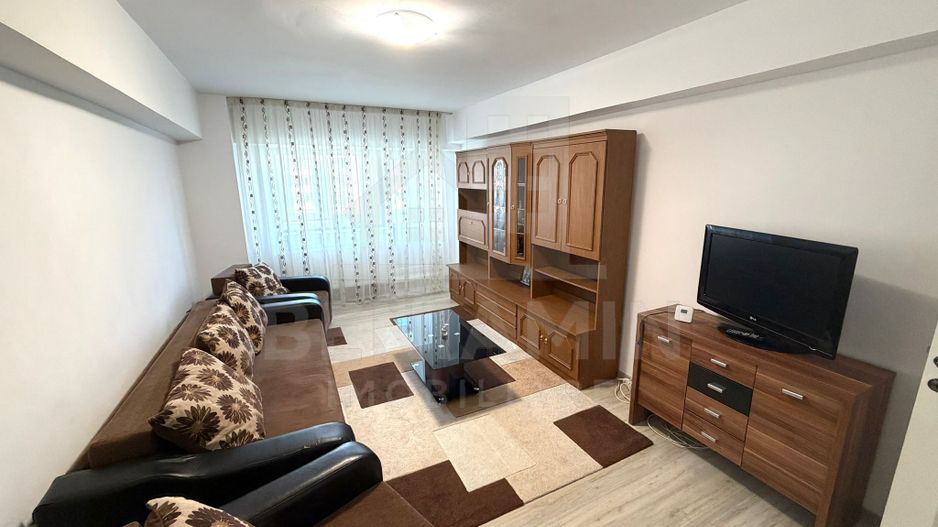 Apartament cu 2 camere decomandat Calea Bucuresti - Patria - Poză 1
