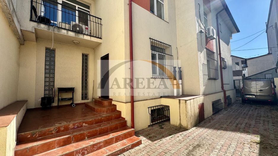 OPORTUNITATE - vila-curte individuala-garaj la Domenii-Popisteanu - Poză 2