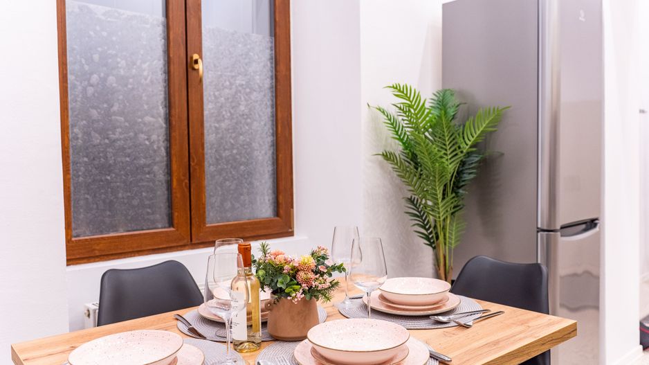 Apartament renovat in cladire istorica - Poză 15