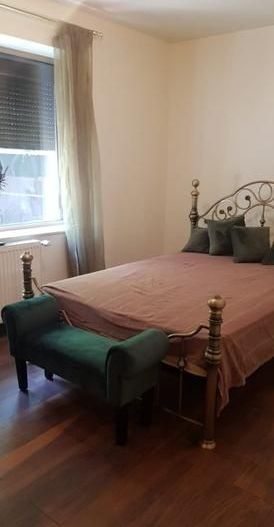 Apartament 3 camere lux, curte proprie 120 mp, parcare, piscină, pet friendly - Poză 13