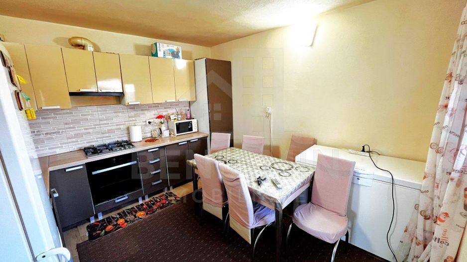 Casa P+1-Toate Utilitatile-3 Dormitoare-2 Bai-680mp Teren-Mobilata - Poză 4