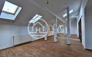 Casa de închiriat cu 6 camere în zona Centrala,  Oradea - Poză 2