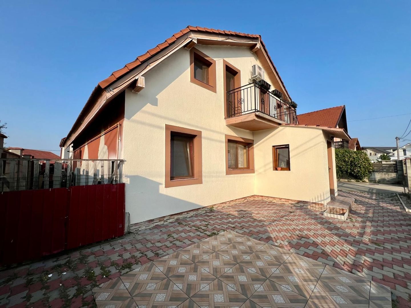 Casa individuala cu curte proprie de vanzare in Sacalaz COMISION 0% - Poză 4