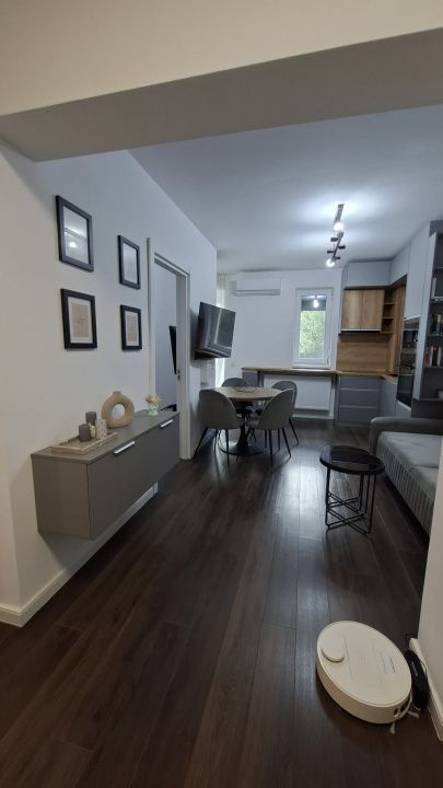 Studio modern bloc nou cu gradina proprie si loc de parcare - Poză 9