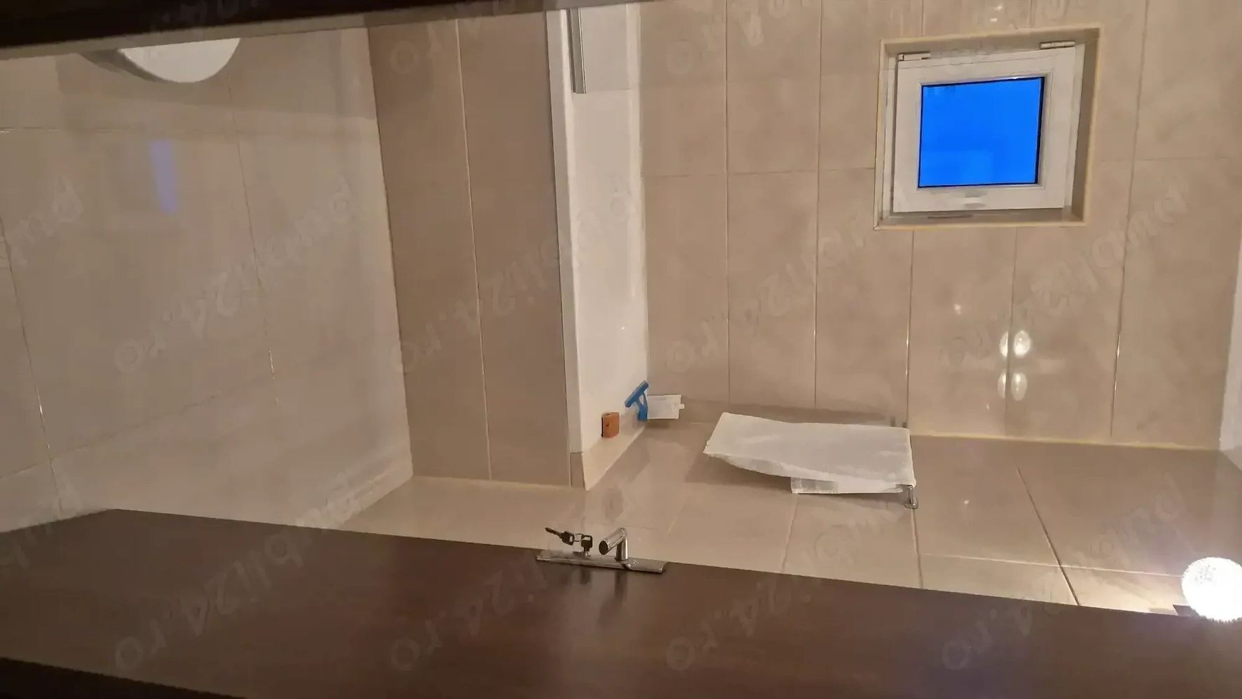 Închiriez apartament 2 camere, Decebal, plan secund, openspace - Poză 5