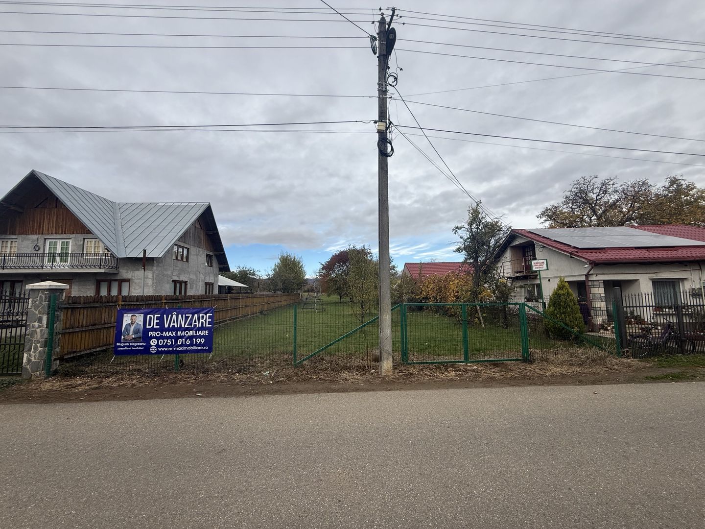 Teren intravilan împrejmuit 2331 mp la strada, toate utilitățile! - Poză 10