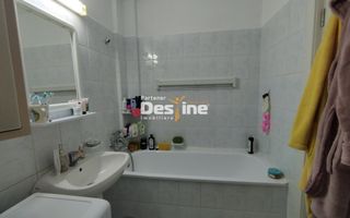 Apartament de vânzare 2 camere, decomandat, zona ultra centrală, semi / mobilat - Poză 7